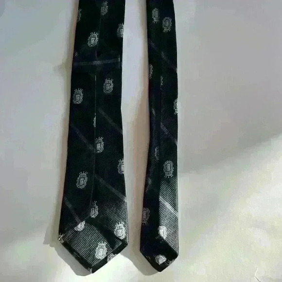 Hand Tailored Tie black with patterns - Picture 3 of 5